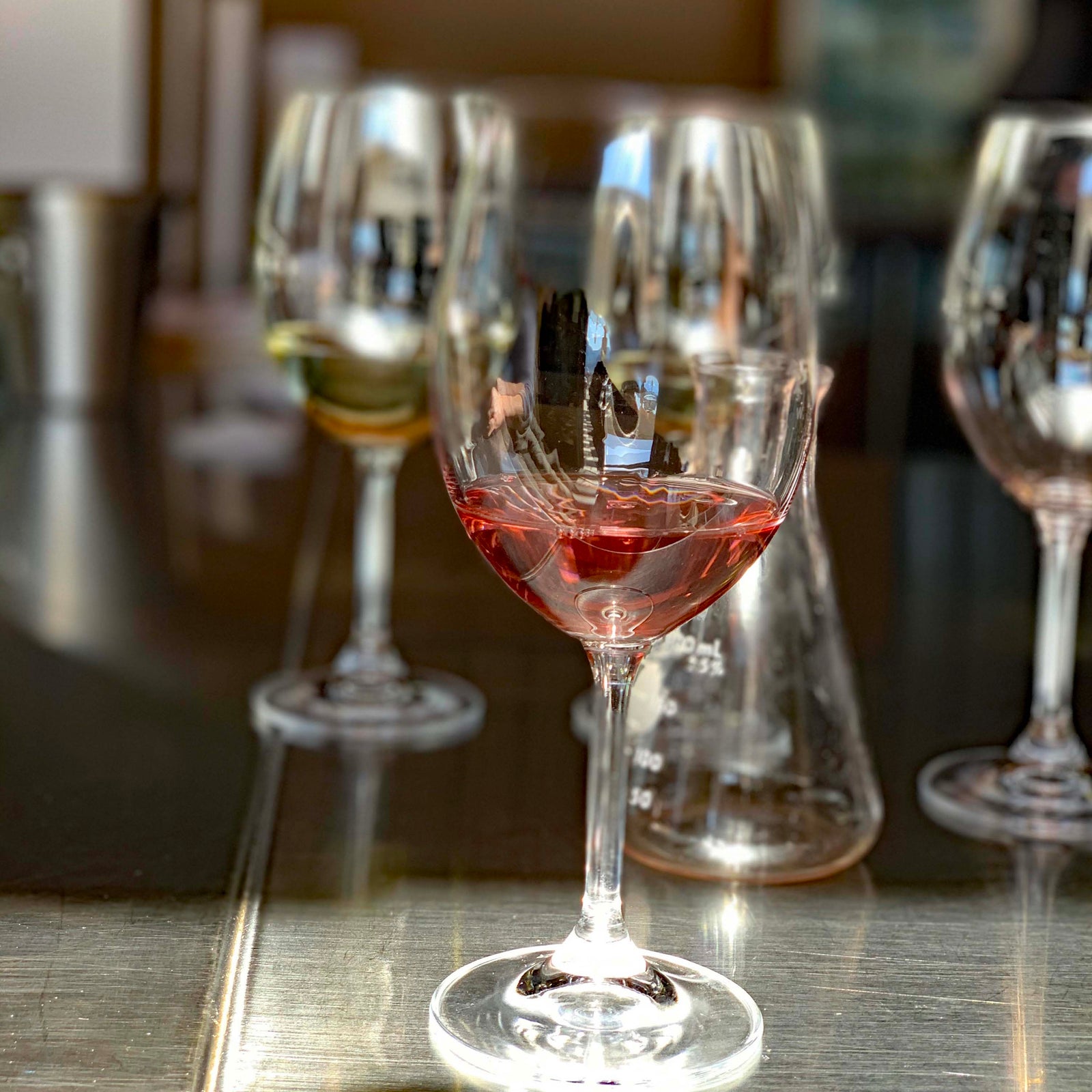 Wine tasting at Pentâge Winery